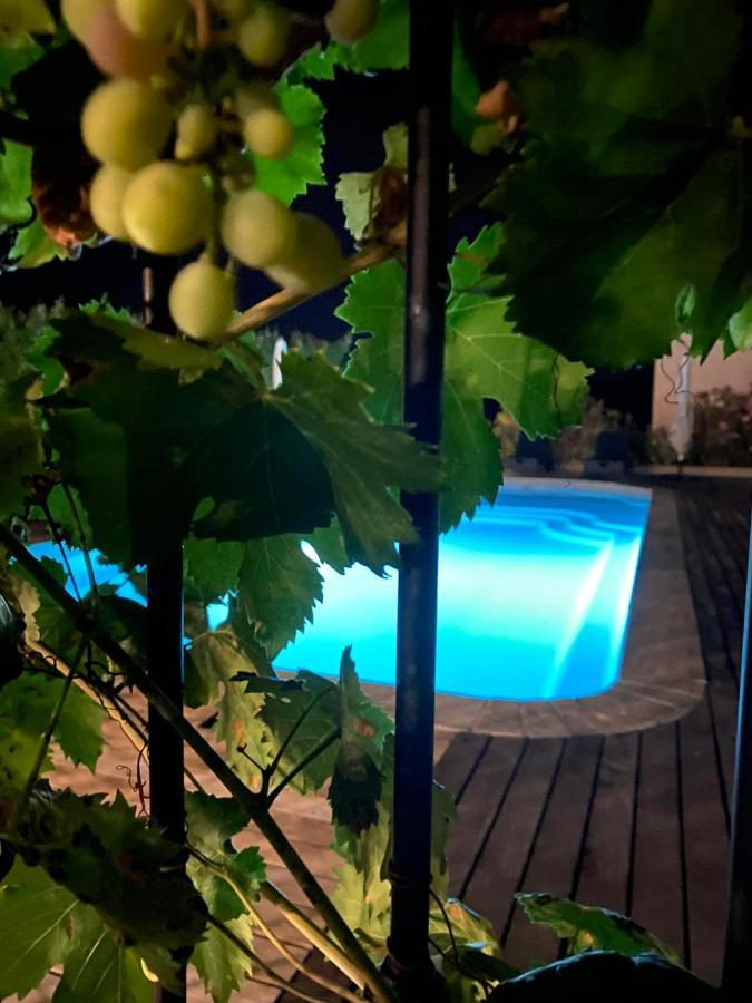 Hotel & Restaurant Les Bergeries D'アラタ エクステリア 写真